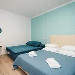 Billie Lejlighed Split