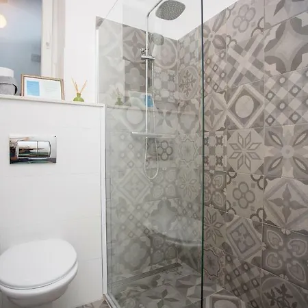 アパート Billie スプリト